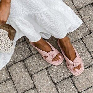 Louise et Cie Women’s Abaleena Leather Pink Slip-on Sandal Sz 9.5 New